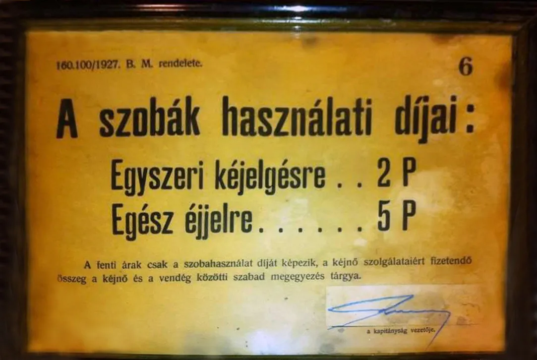 1927, egy szállodában