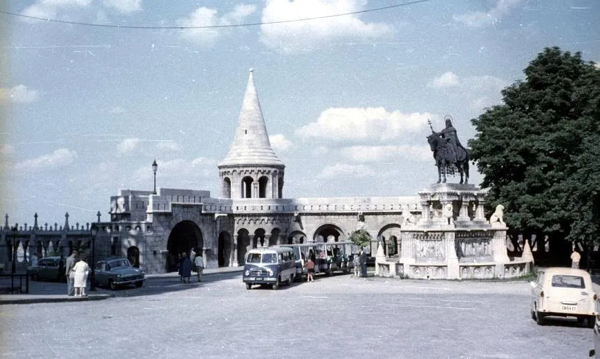 1965, Szentháromság tér, Vár