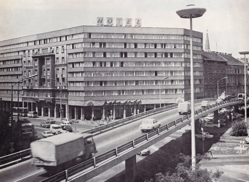 1975, Rákóczi út, Erzsébetváros