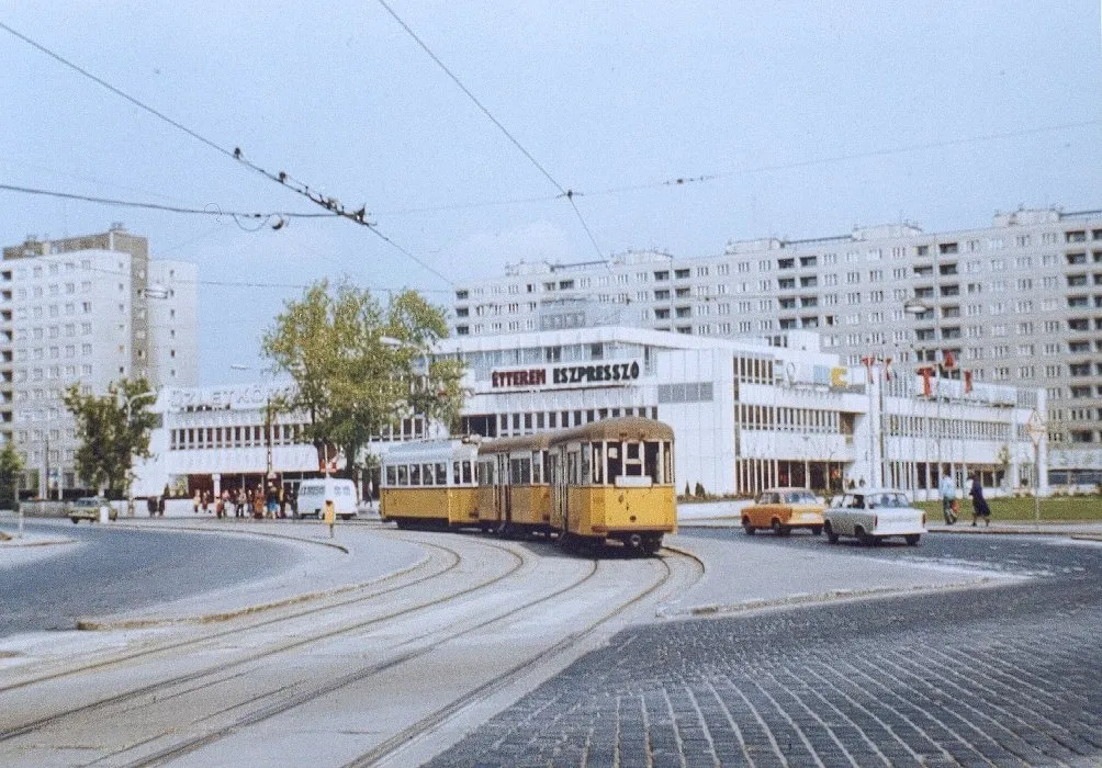 1980 táján, Flórián tér, Óbuda