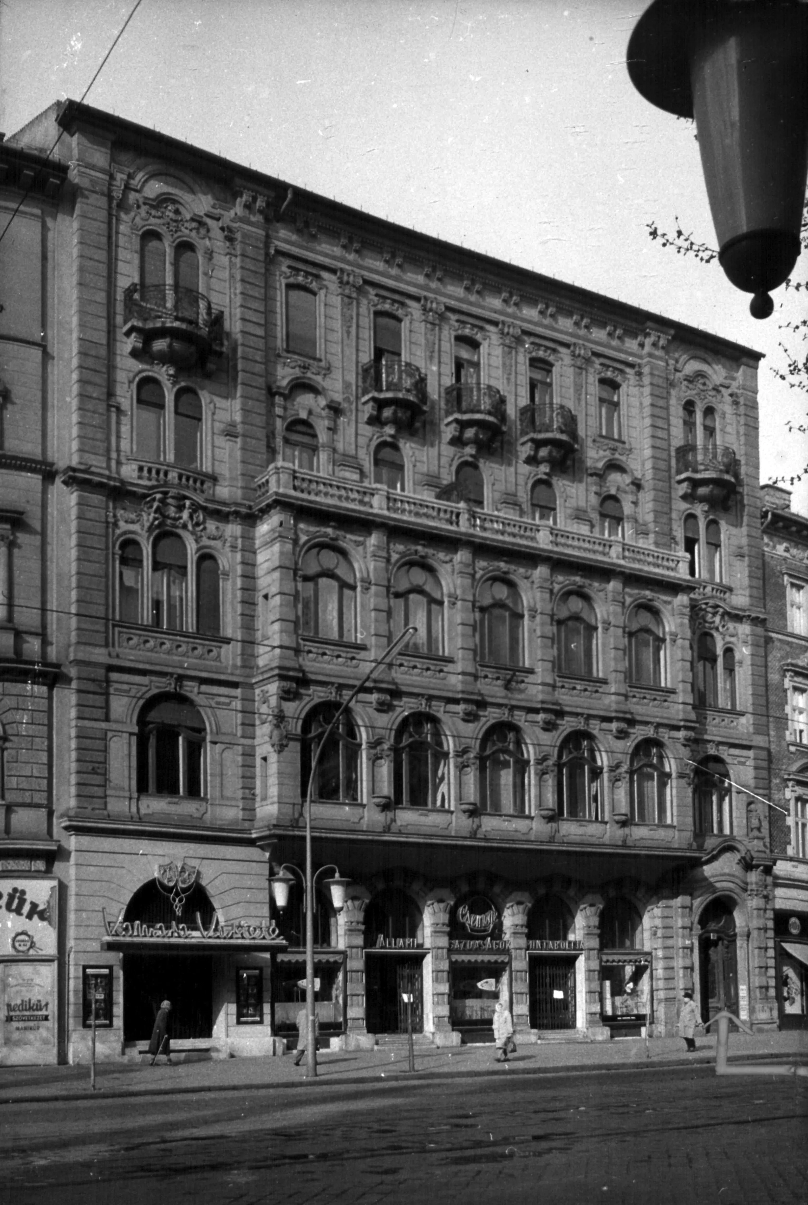 1960, Lenin körút 106. (Teréz körút 48.), Terézváros