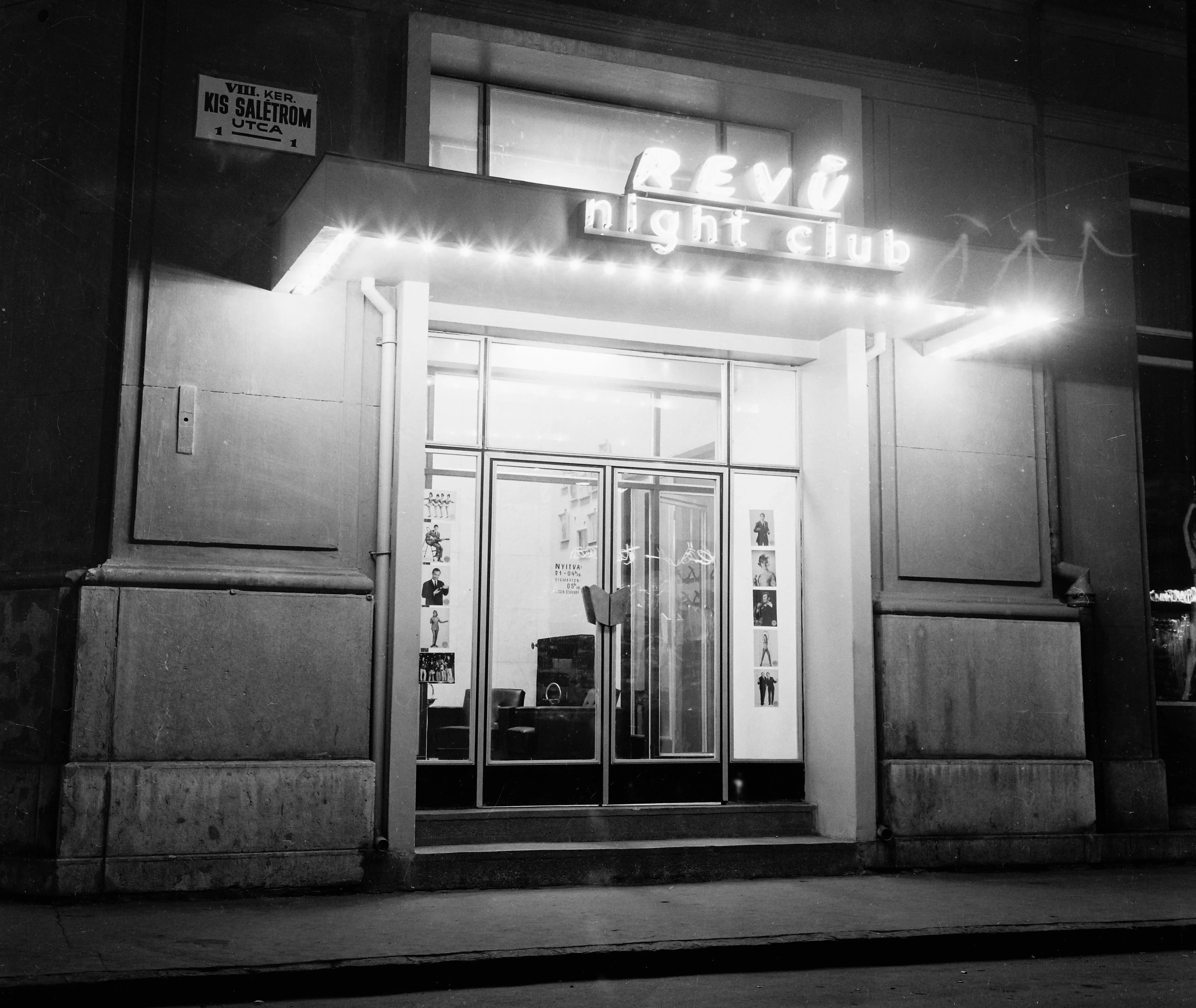 1969, Kis Salétrom utca 1., a Revü night club, Józsefváros, Palotanegyed