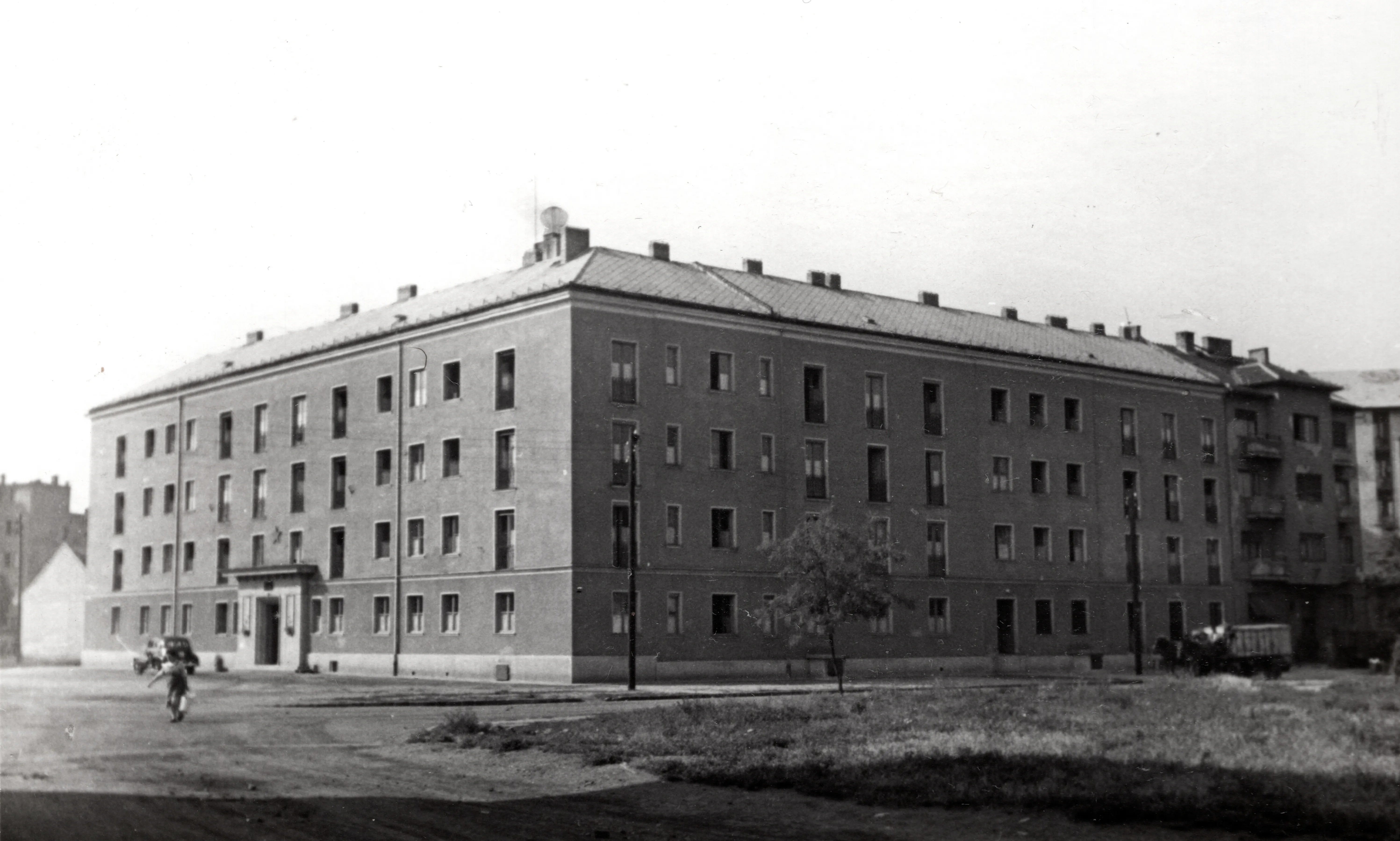 1953, Szobránc utca a Jurisich Miklós utcánál, Zugló, Istvánmező