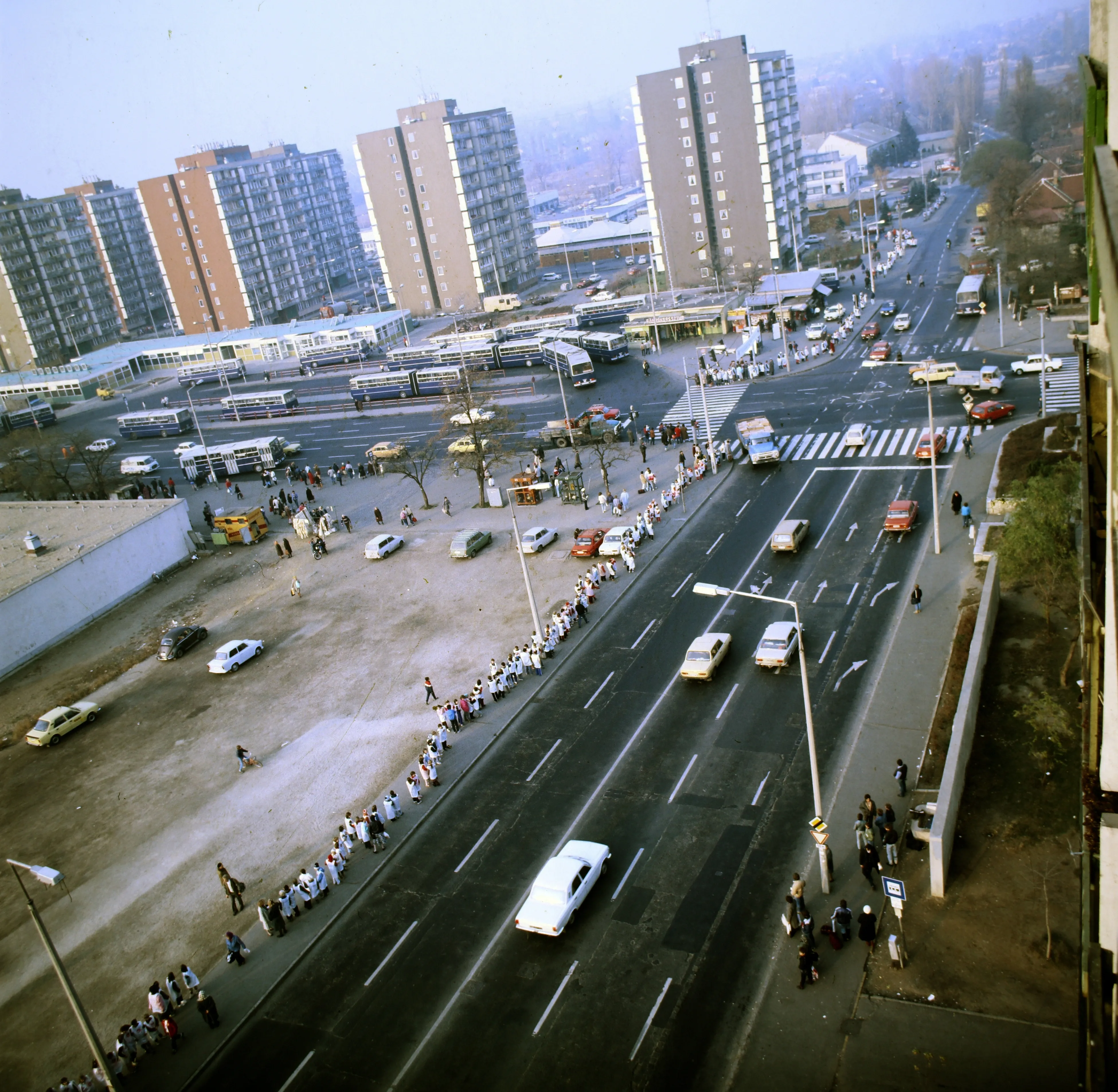 1986, Ferihegyi út, Rákoskeresztúr