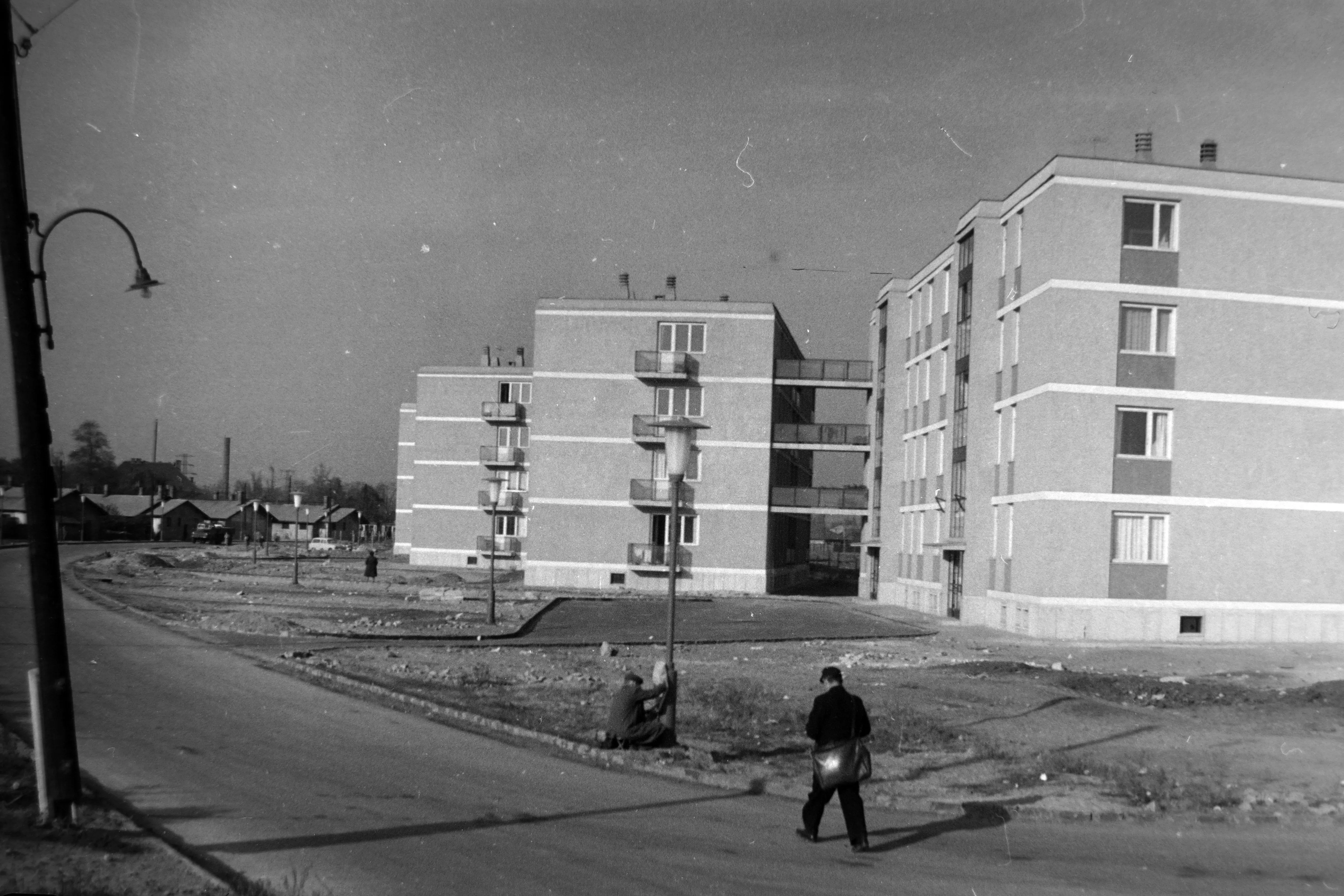 1961, 904. (Dési Huber) utca, József Attila lakótelep