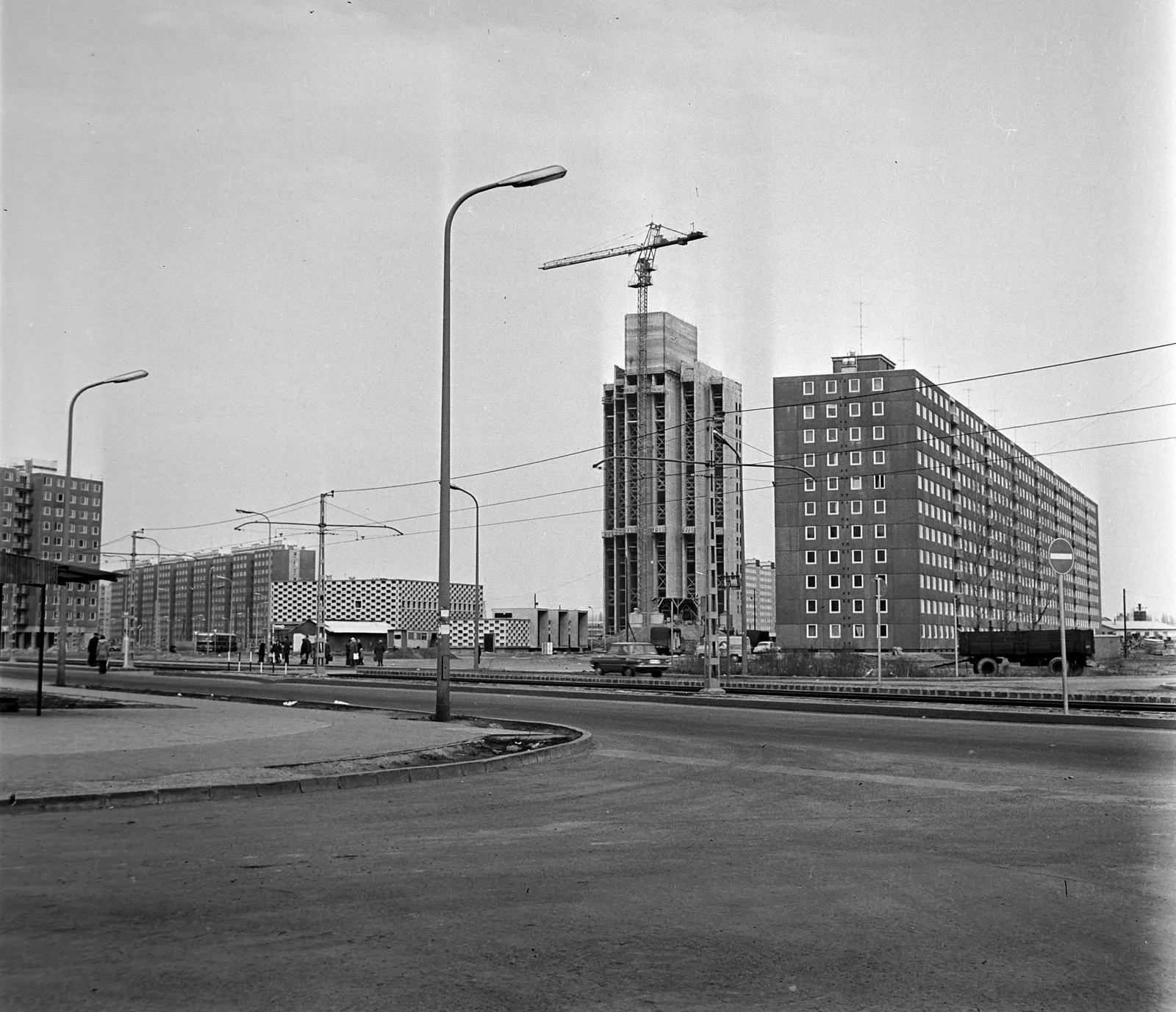 1974, Zsókavár utca, Újpalota