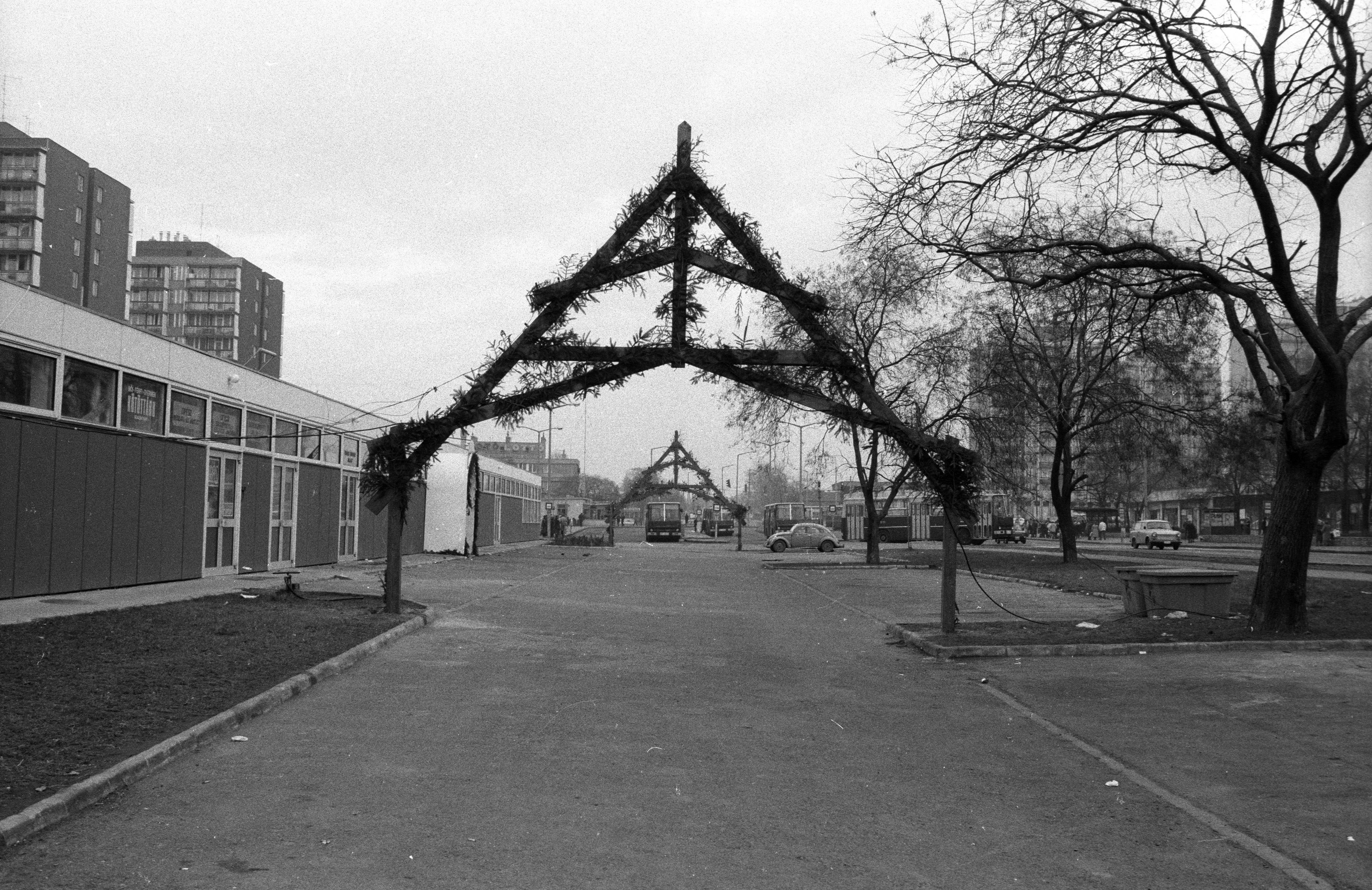 1985, Pesti út, Rákoskeresztúr