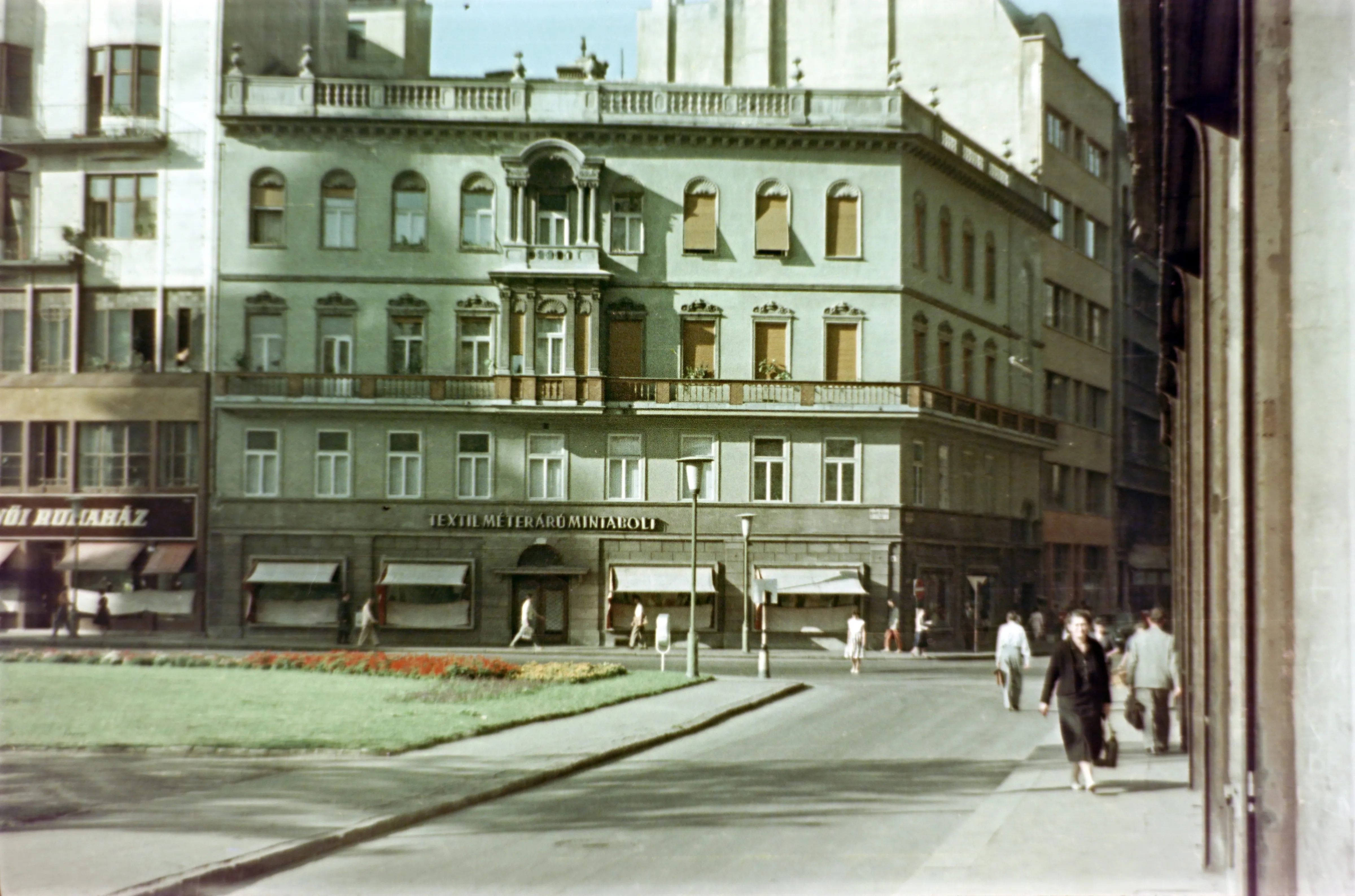 1961, Martinelli (Szervita) tér, Belváros