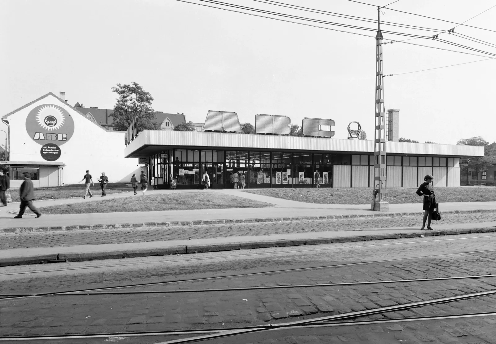 1969, Bajcsy-Zsilinszky (István) út az Árpád útnál, Újpest