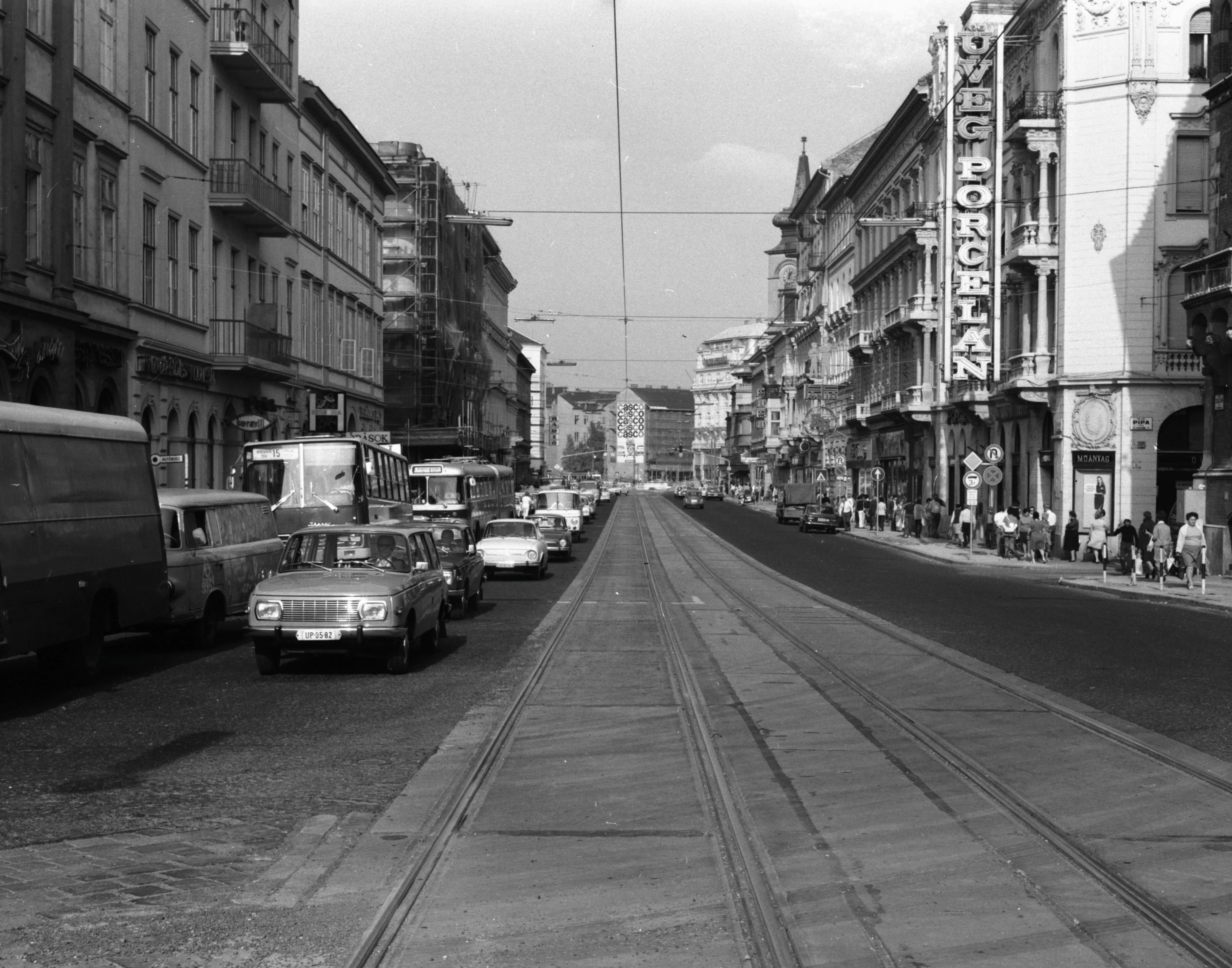 1976, Tolbuhin (Vámház) körút, Belváro és Ferencváros