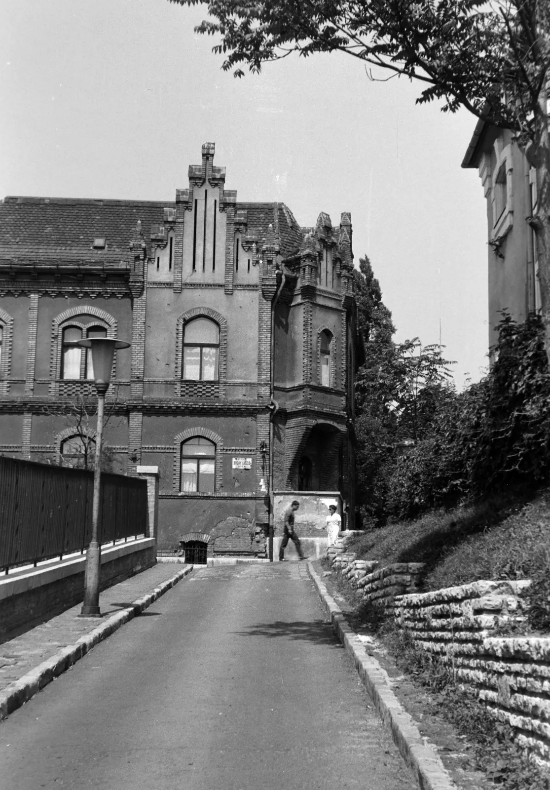 1970, sétány a Mechwart térnél, Országút