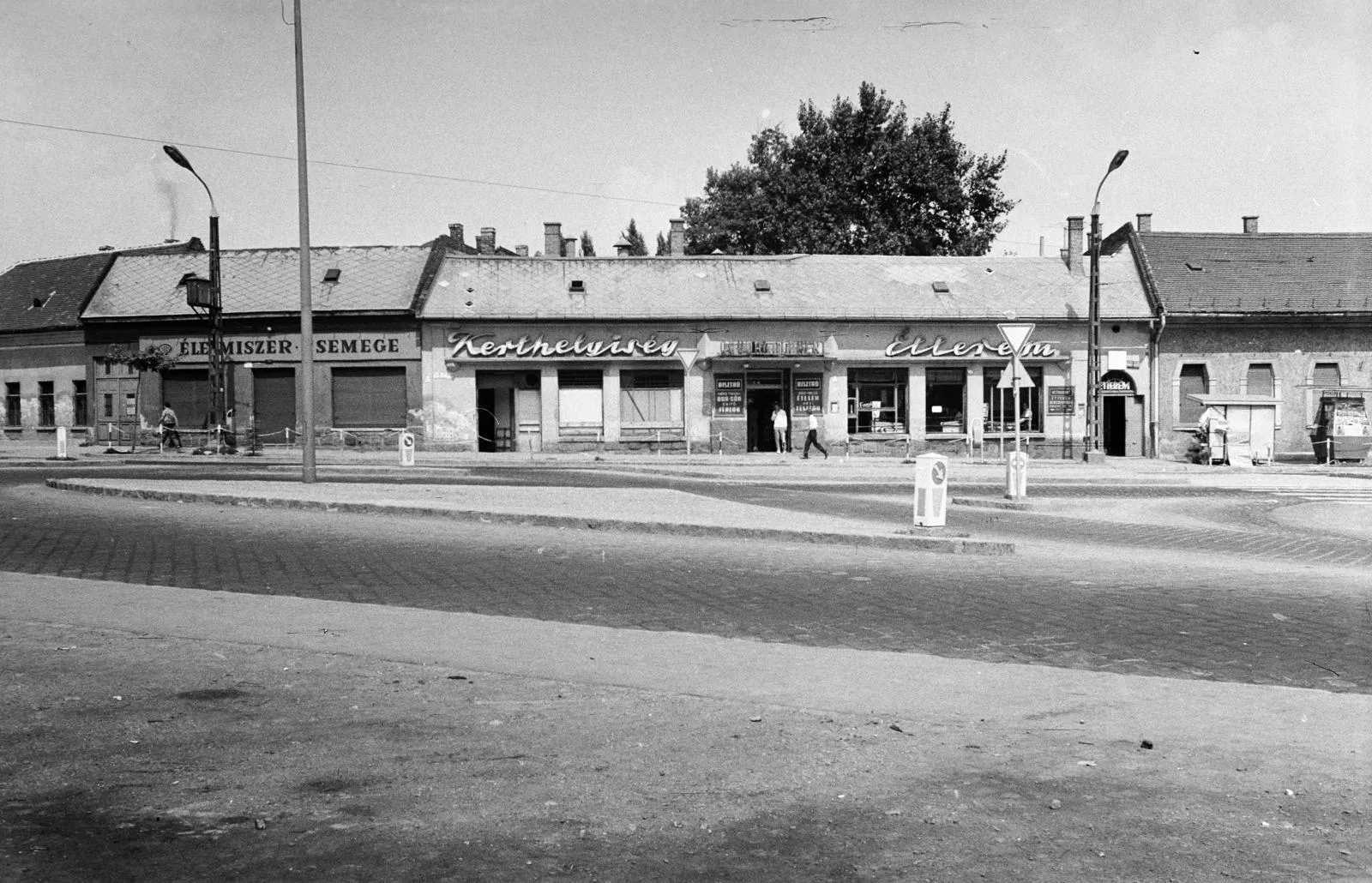 1972, Vörösvári út a Bécsi út felől nézve, Óbuda