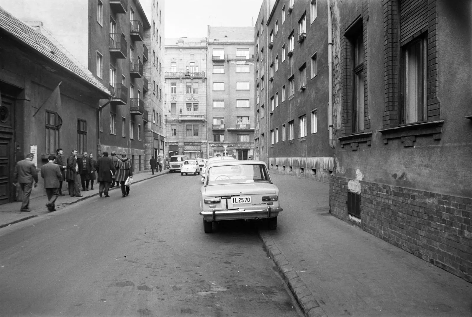 1971, Bokréta utca az Üllői út felé nézve, Ferencváros