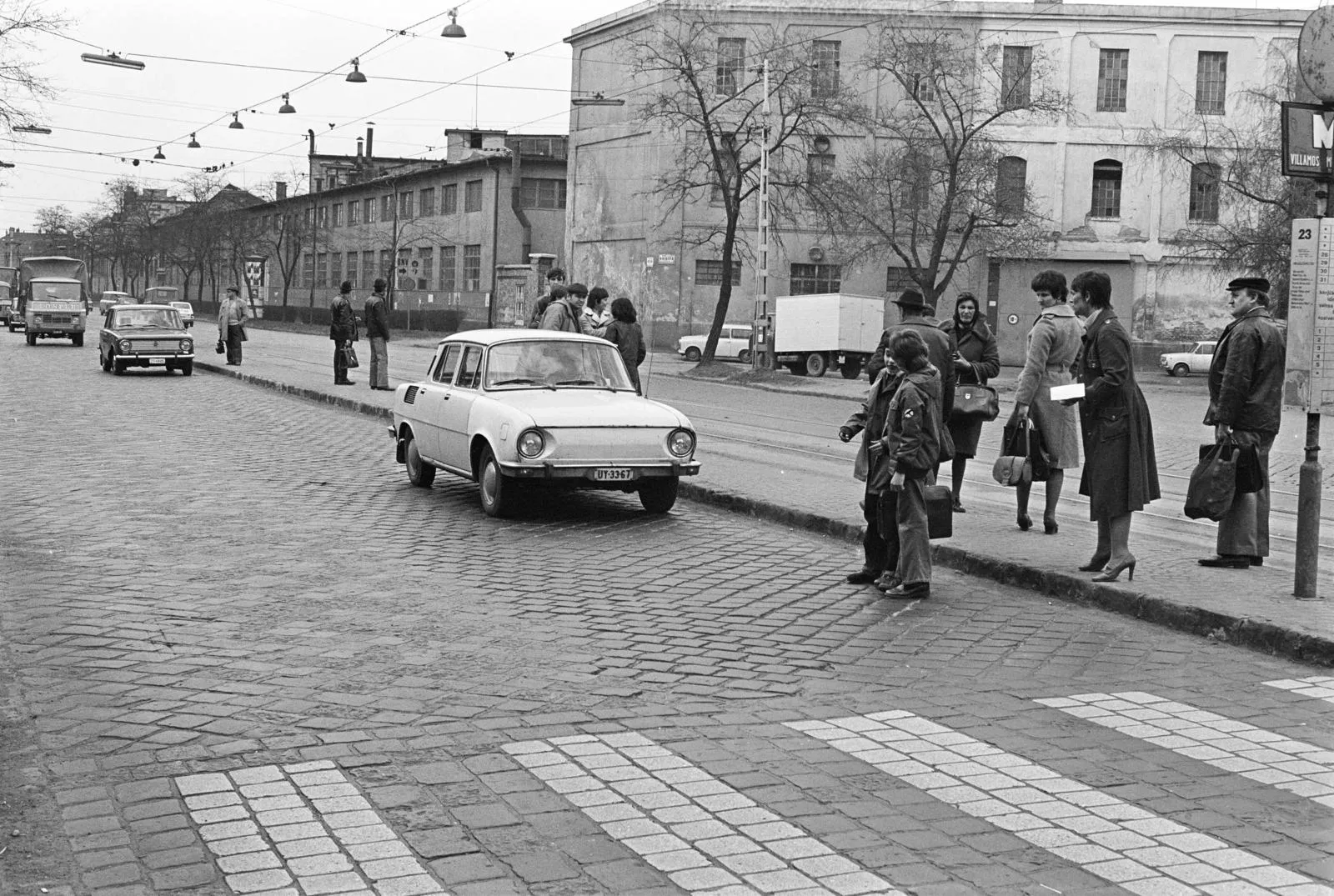 1981, Mező Imre  (Orczy) út a Golgota térnél, Józsefváros
