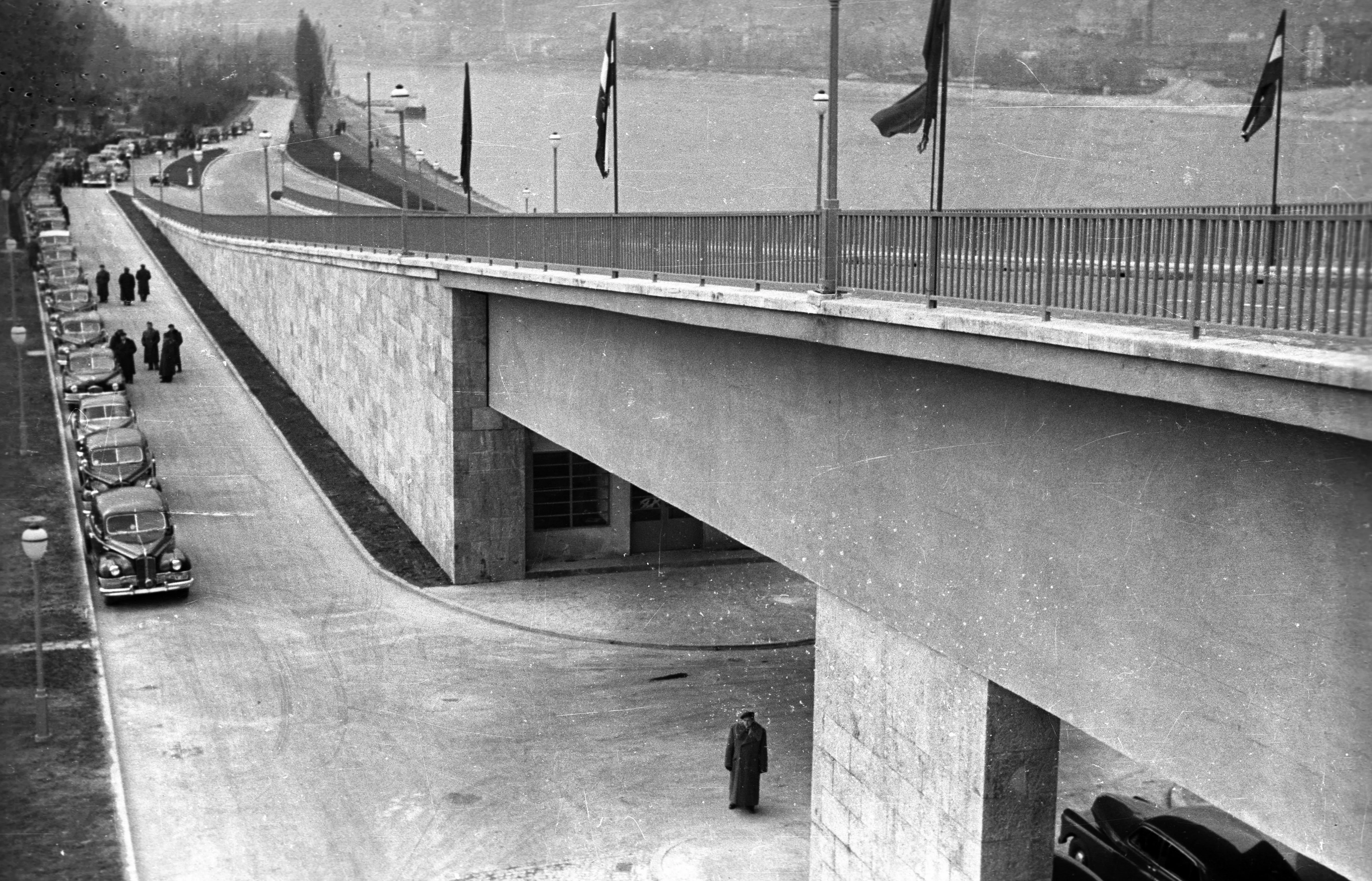1950, Sztálin (Árpád) híd, Margitsziget
