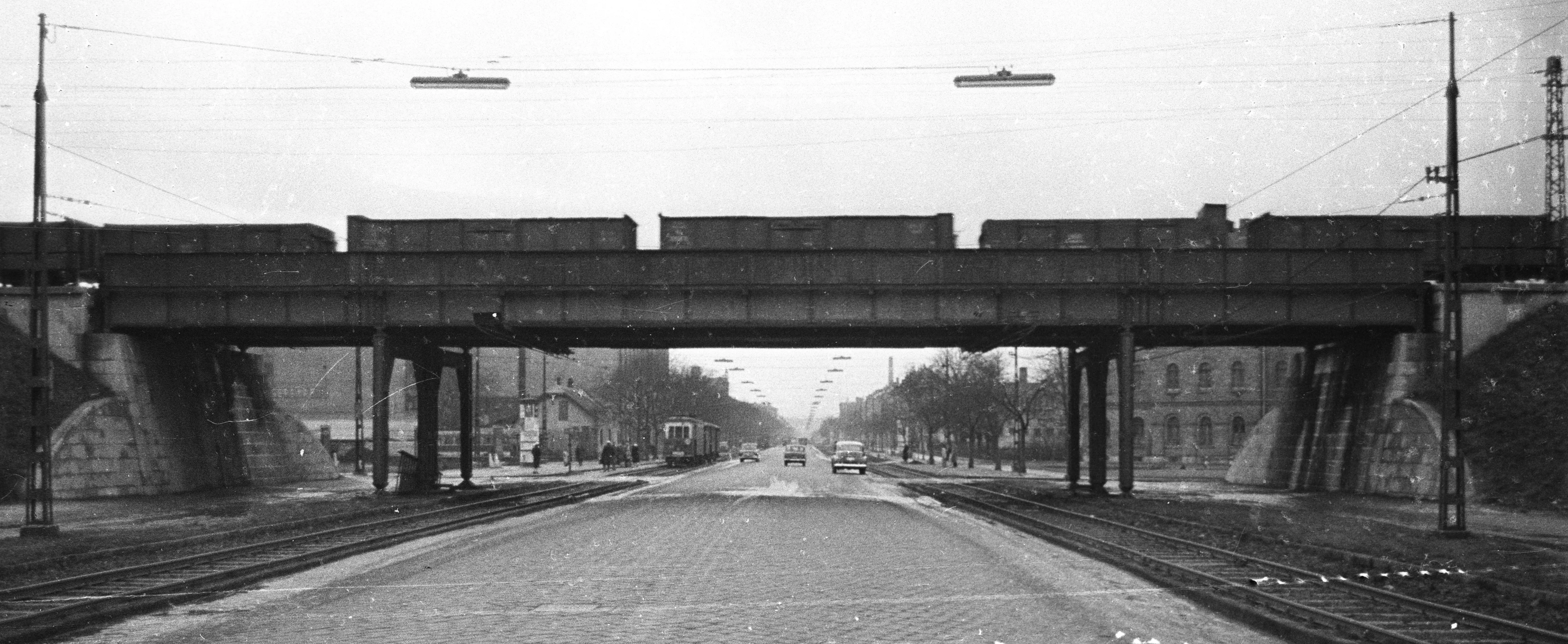 1960, Fehérvári út, Kelenföld