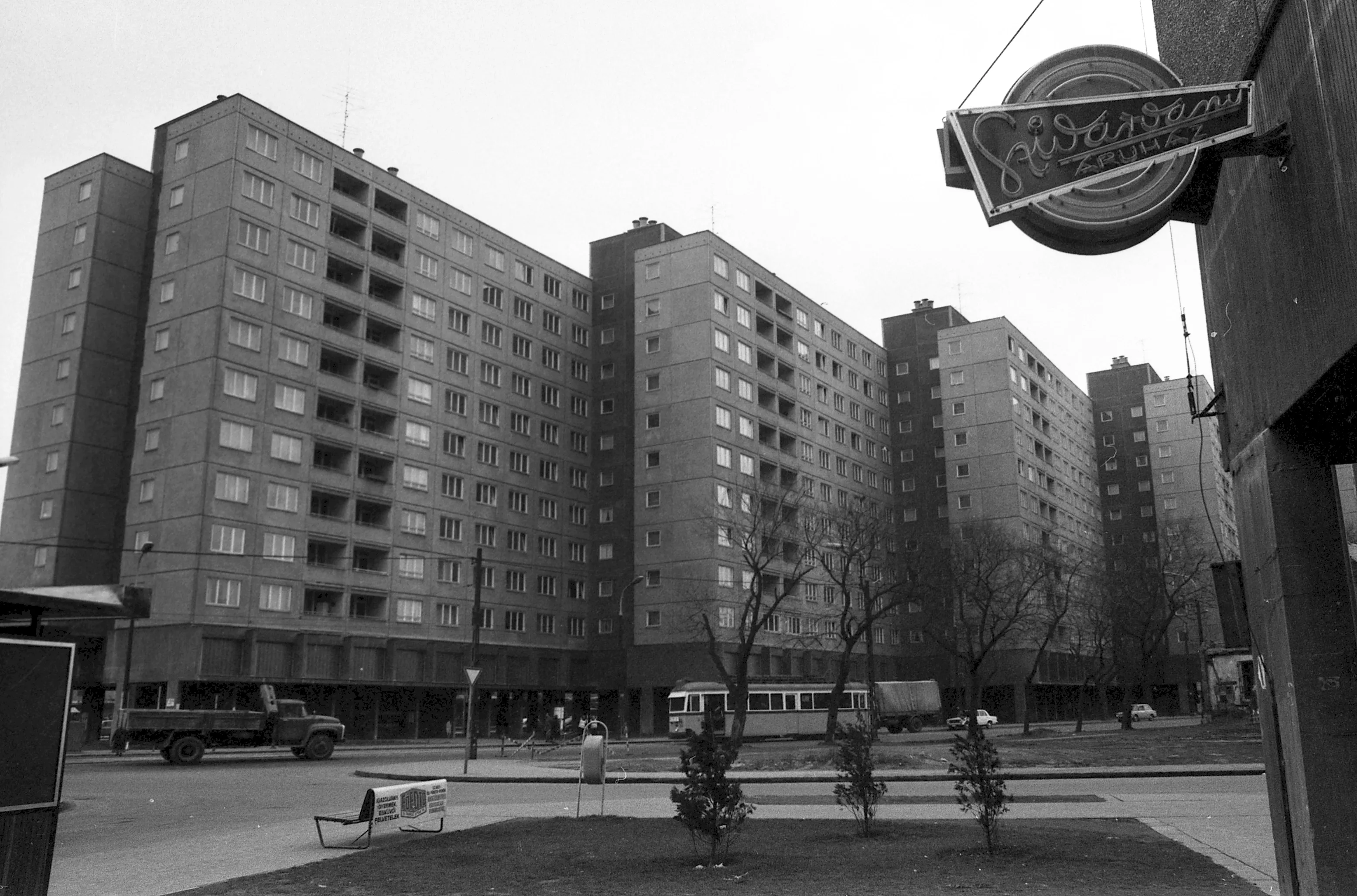 1973, Vörösvári út, Óbuda