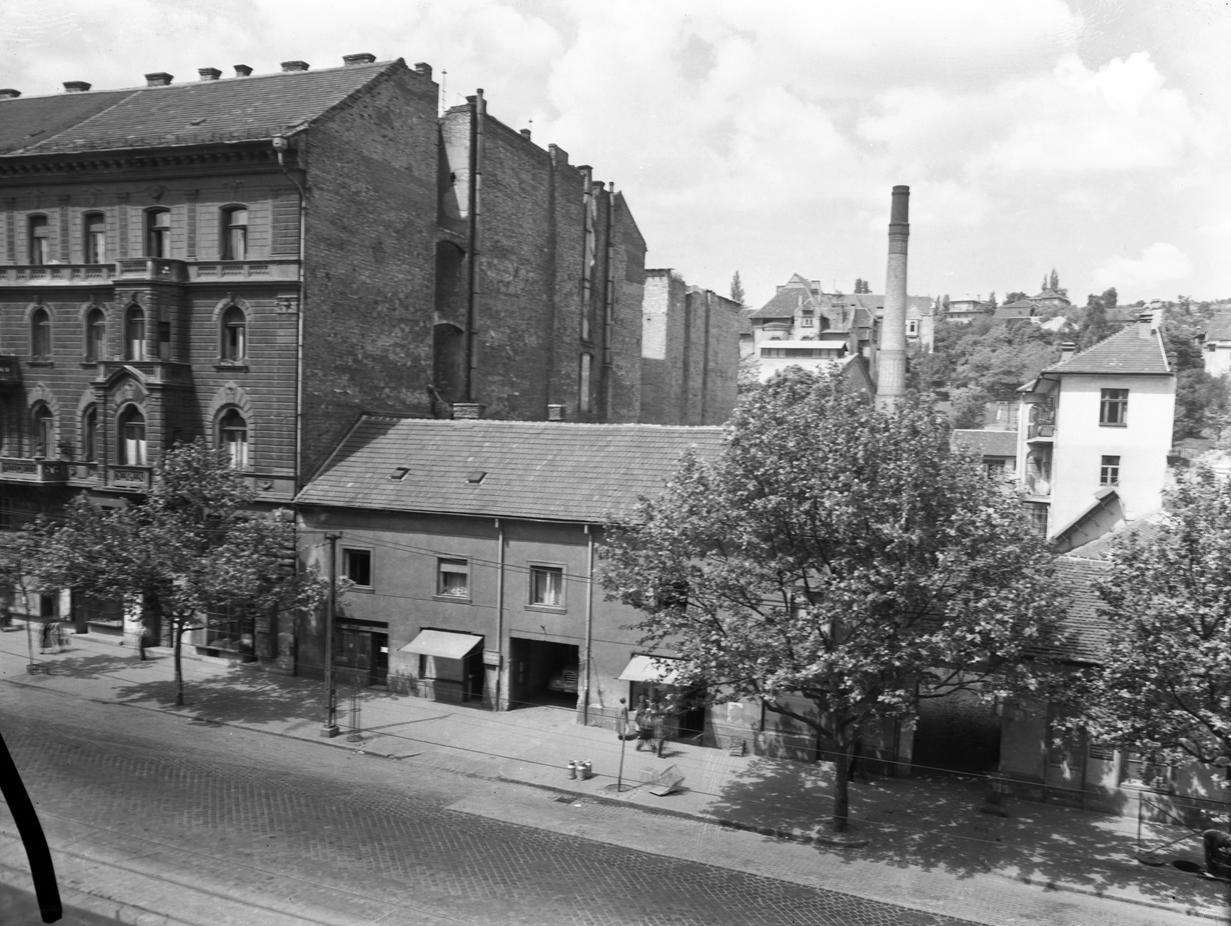 1957, Bartók Béla út 3.,5.,7., Szentimreváros