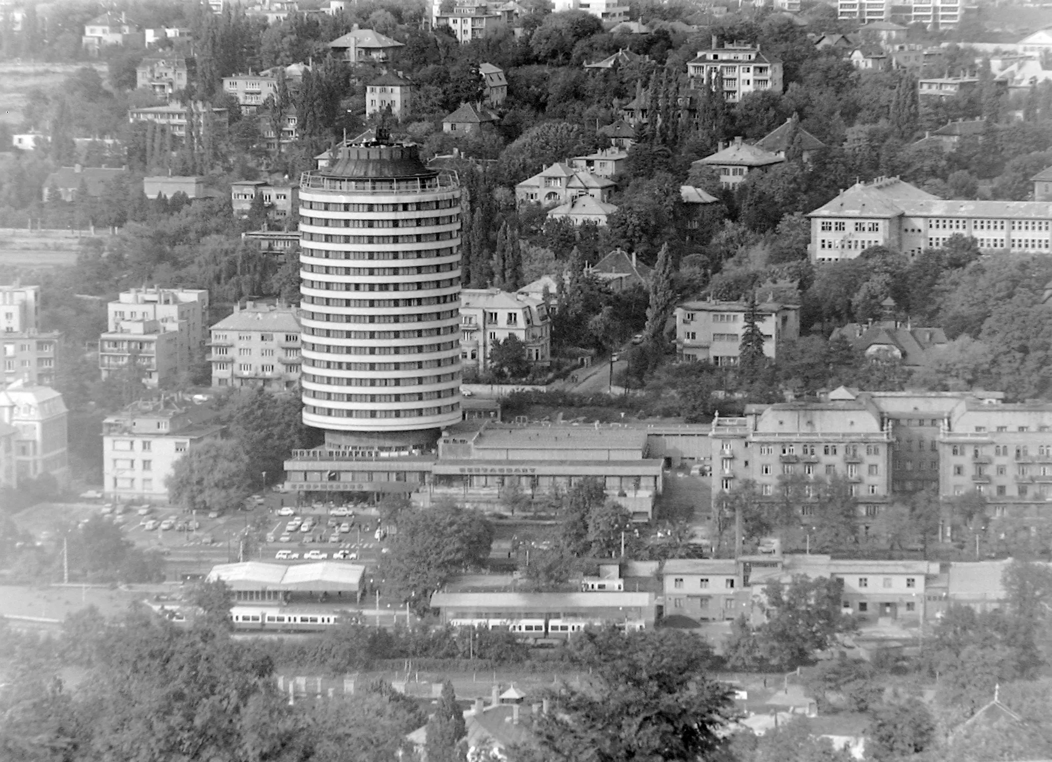 Szilágyi Erzsébet fasor